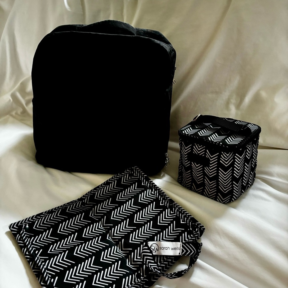 Bundle of Sarah Wells Kelly Pump Bag, Cold Gold Cooler, Pumparoo Wet/Dry Bag